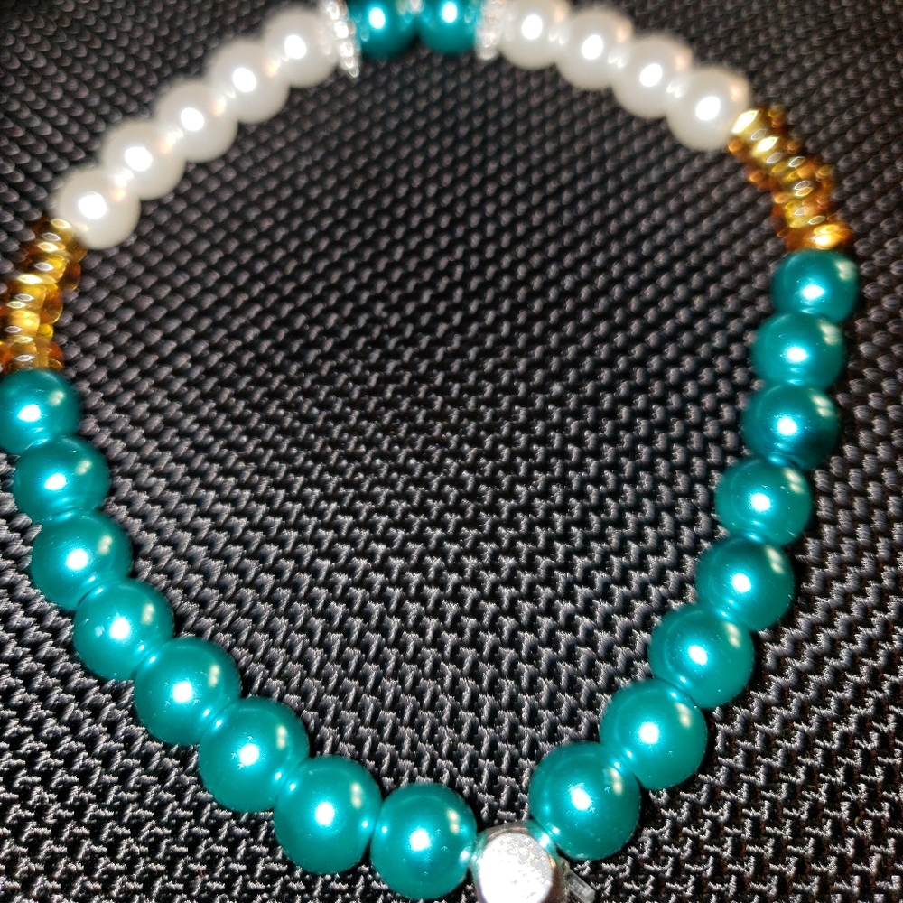 Stretchy cord bracelets